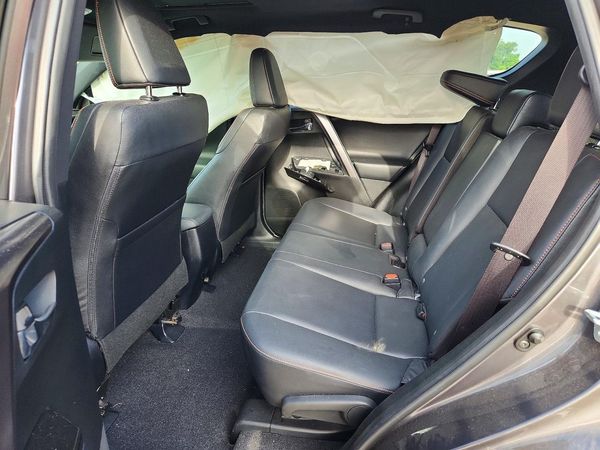 2016 TOYOTA RAV4 SE (S Grade)