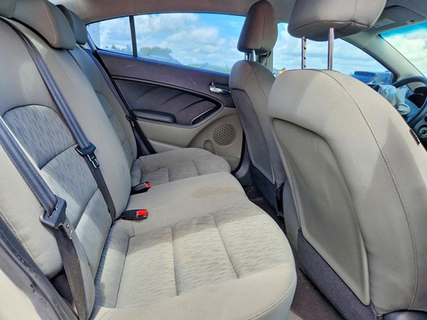 2015 KIA FORTE GL(Middle-low grade)