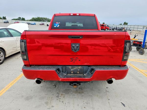 2015 RAM 1500 ST