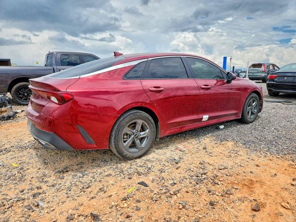 2022 KIA K5