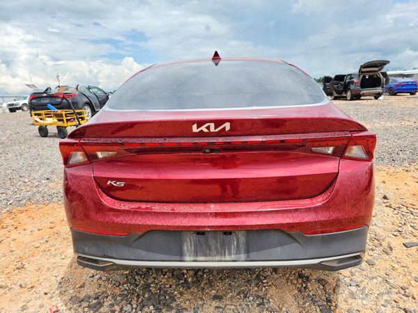 2022 KIA K5