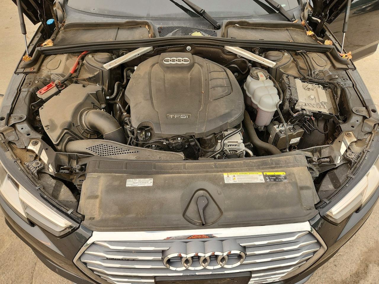 2019 AUDI A4 quattro Premium