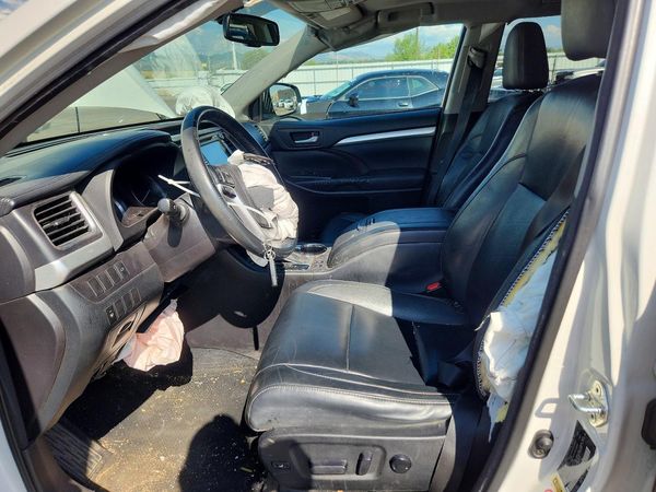 2015 TOYOTA HIGHLANDER