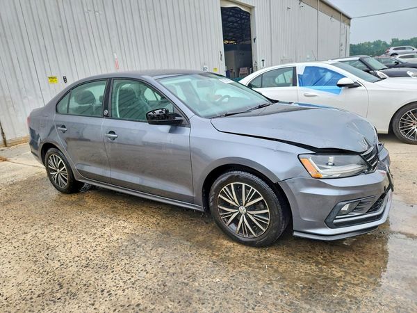 2018 VOLKSWAGEN JETTA
