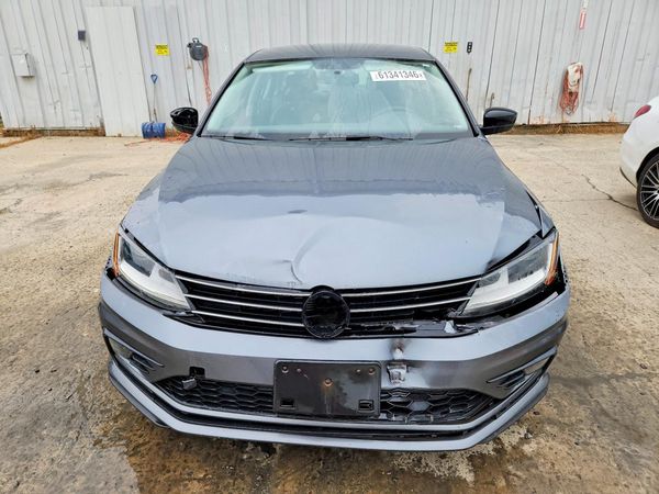 2018 VOLKSWAGEN JETTA