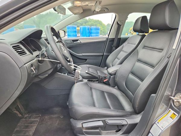 2018 VOLKSWAGEN JETTA