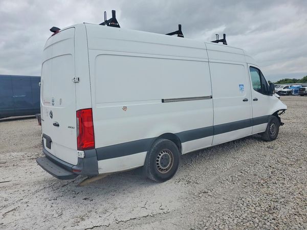 2021 MERCEDES-BENZ SPRINTER 907 (VS30)