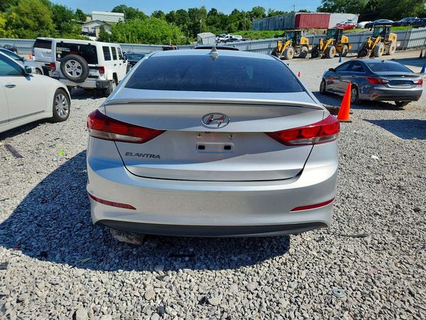 2017 HYUNDAI ELANTRA