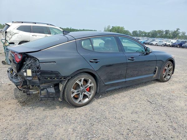 2019 KIA STINGER GT1