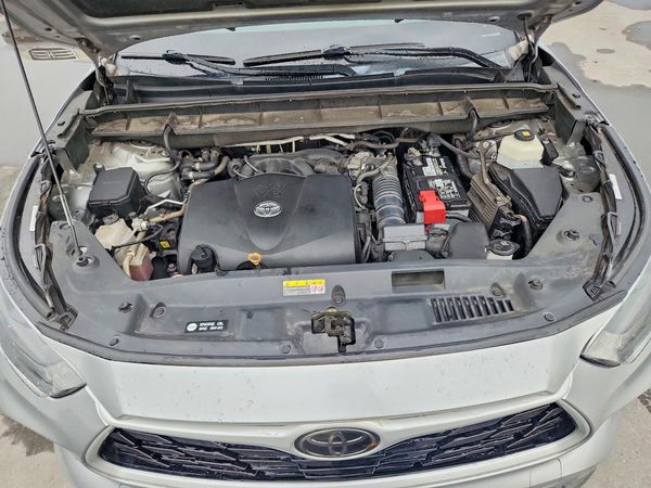 2021 TOYOTA HIGHLANDER L