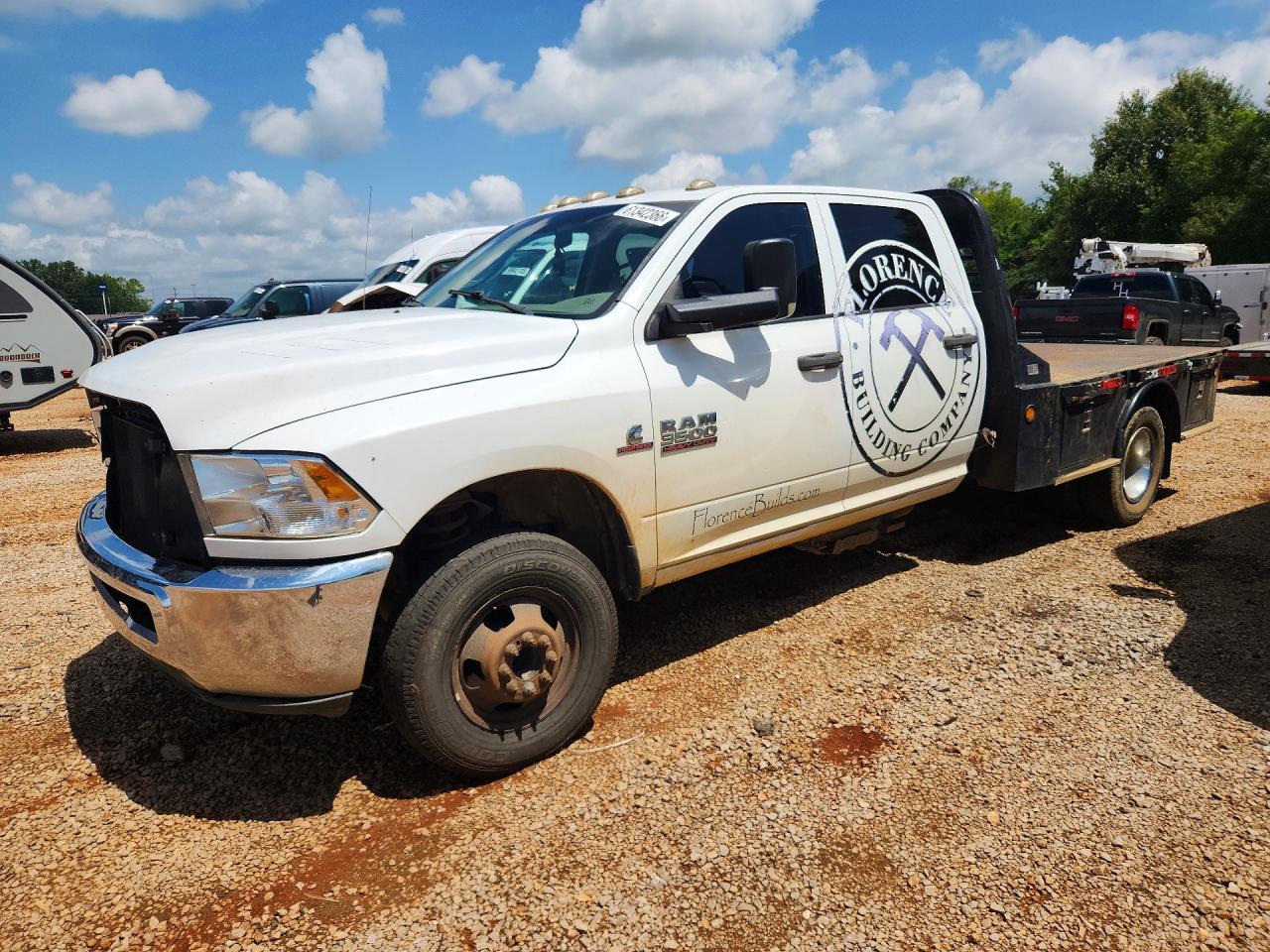 2013 RAM 3500 CREW CAB CHASSIS 4X4