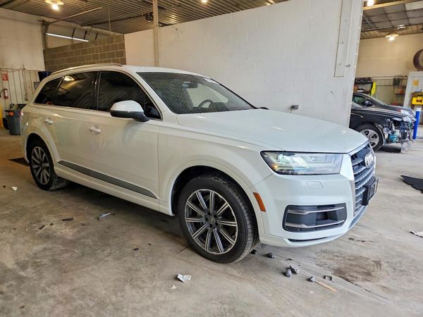 2017 AUDI Q7 quattro Prestige