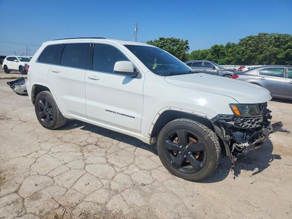 2015 JEEP GRAND CHEROKEE LAREDO 4X4
