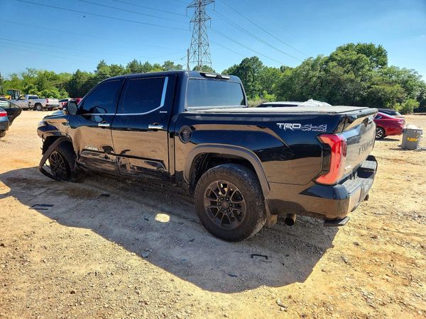 2022 TOYOTA TUNDRA Limited