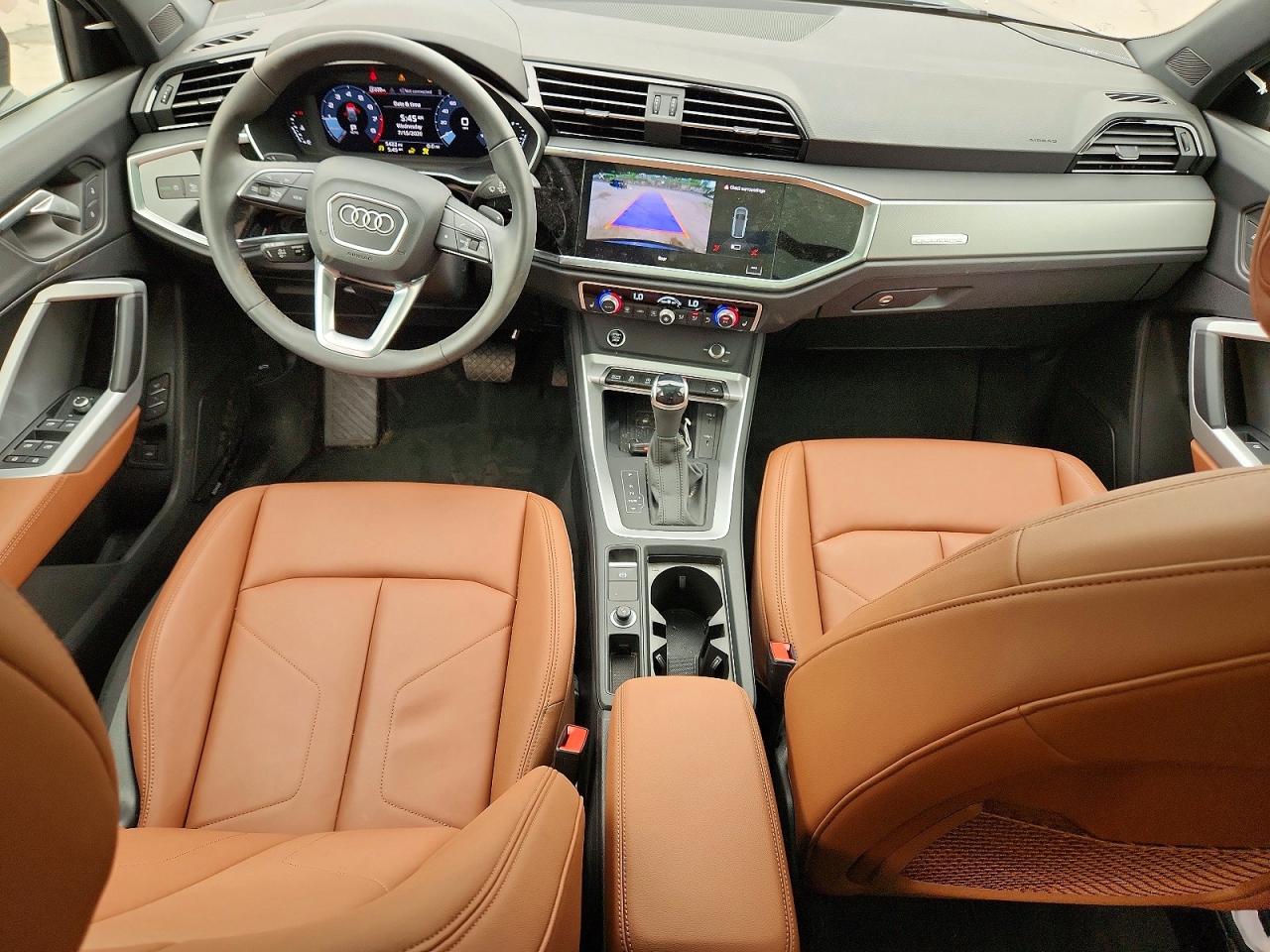 2025 AUDI Q3 S Line quattro Premium