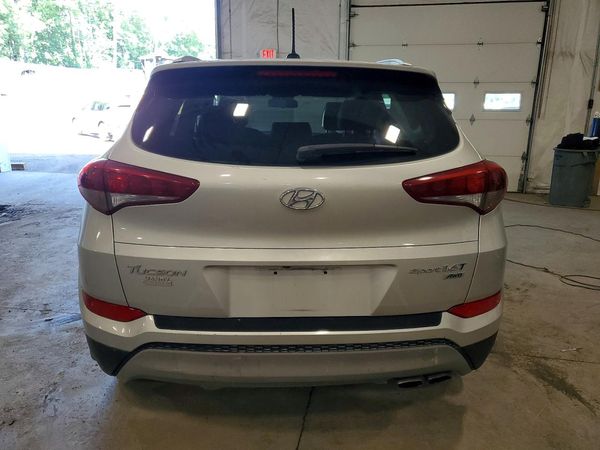 2017 HYUNDAI TUCSON
