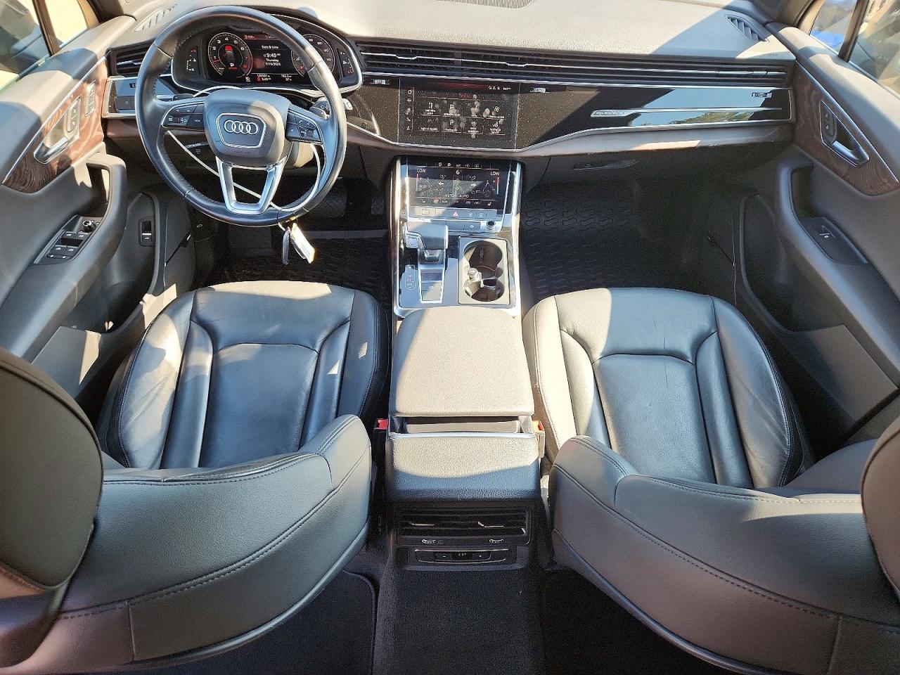 2020 AUDI Q7 quattro Premium Plus