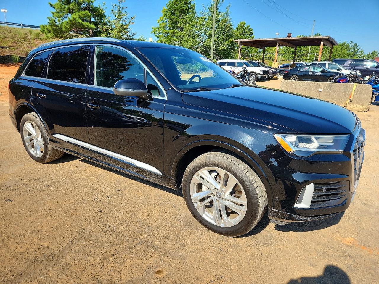 2020 AUDI Q7 quattro Premium Plus