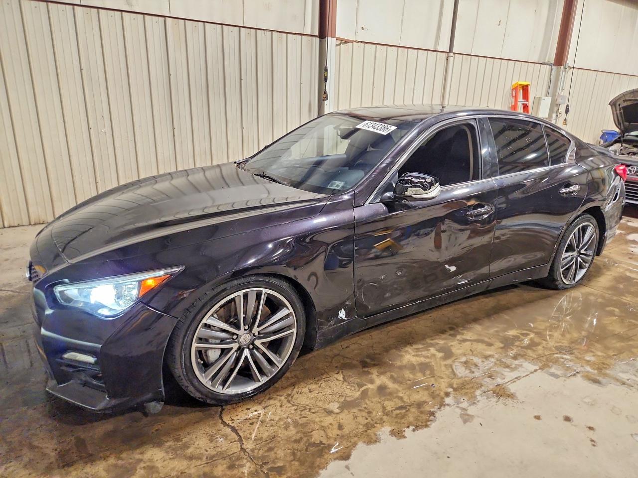 2015 INFINITI Q50