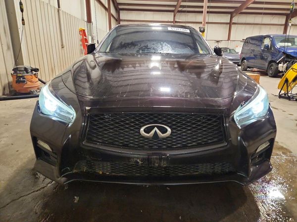 2015 INFINITI Q50