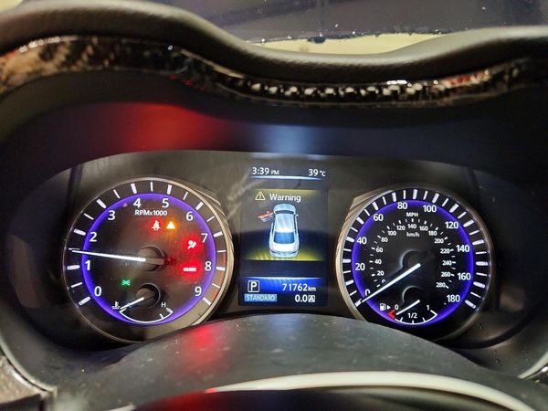 2015 INFINITI Q50