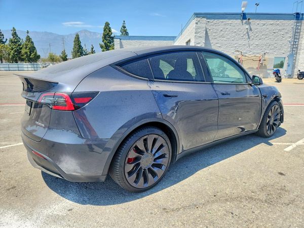 2021 TESLA MODEL Y