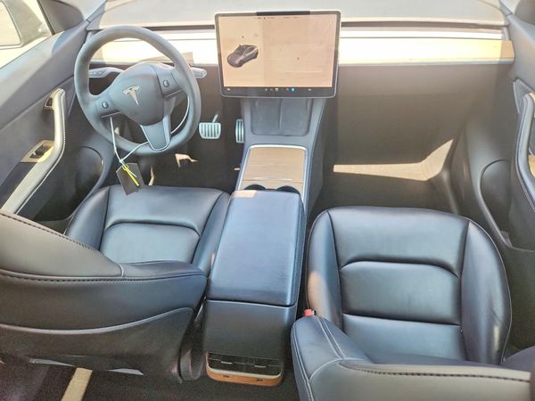 2021 TESLA MODEL Y