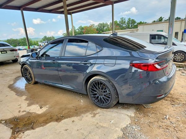 2025 TOYOTA CAMRY