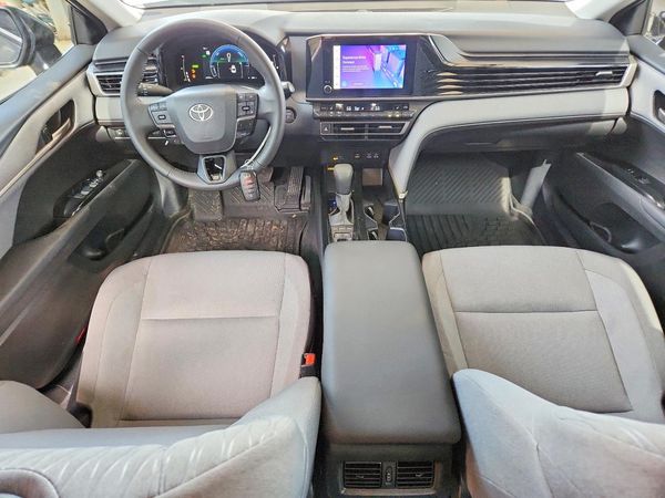 2025 TOYOTA CAMRY