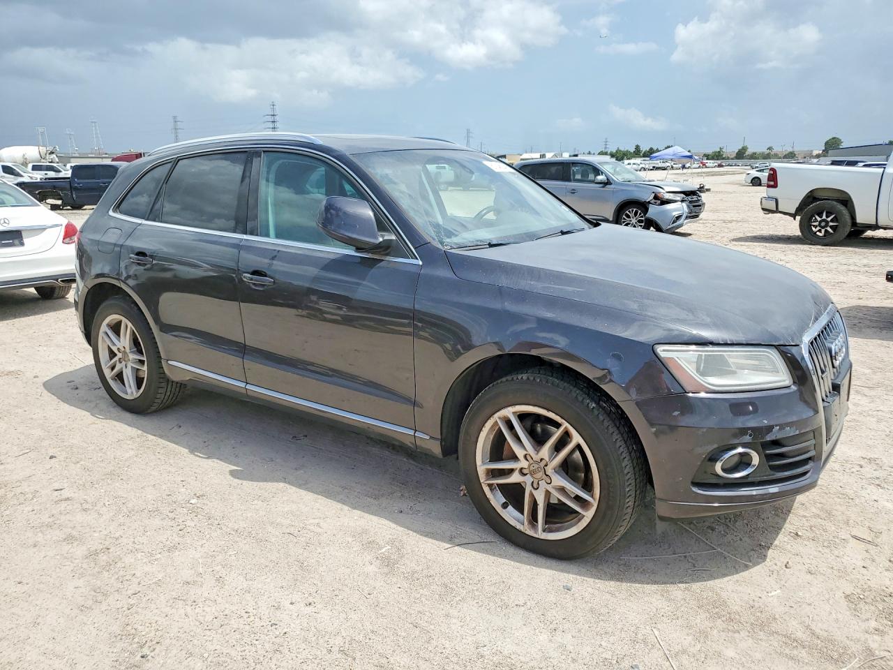 2014 AUDI Q5