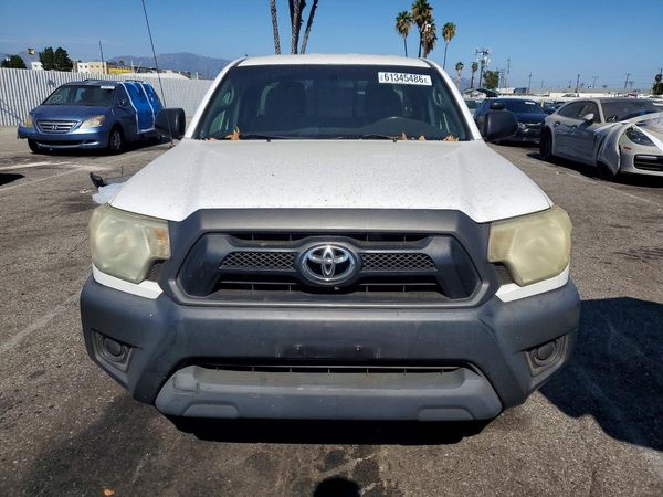 2015 TOYOTA TACOMA Delux Grade