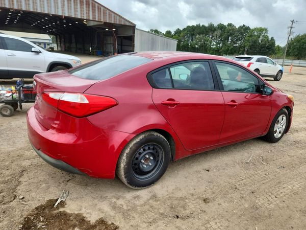 2016 KIA FORTE GL (Middle-Low Grade)