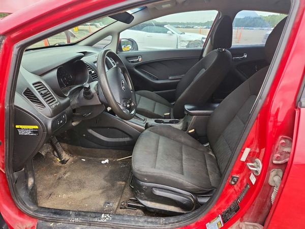 2016 KIA FORTE GL (Middle-Low Grade)