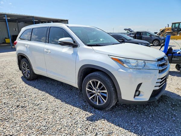 2018 TOYOTA HIGHLANDER SE/XLE