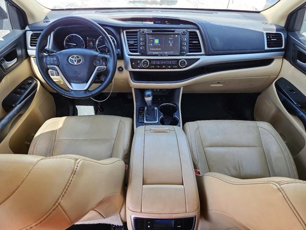 2018 TOYOTA HIGHLANDER SE/XLE
