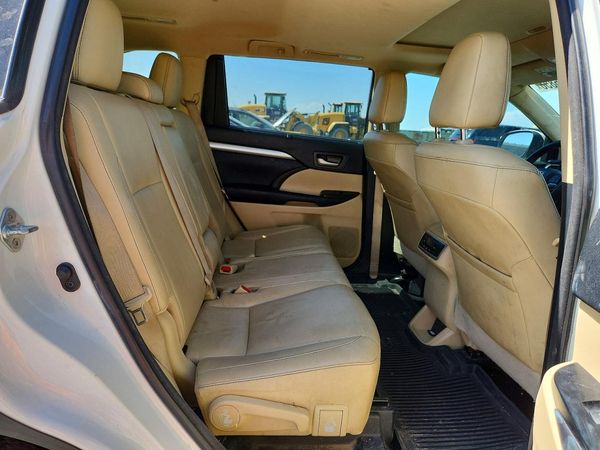 2018 TOYOTA HIGHLANDER SE/XLE