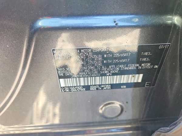2017 TOYOTA RAV4 LE