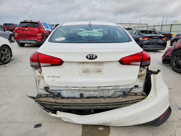 2018 KIA FORTE