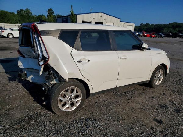2022 KIA SOUL