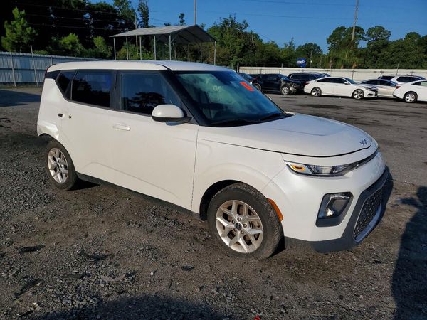 2022 KIA SOUL