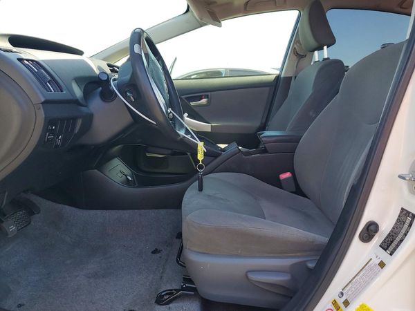 2013 TOYOTA PRIUS