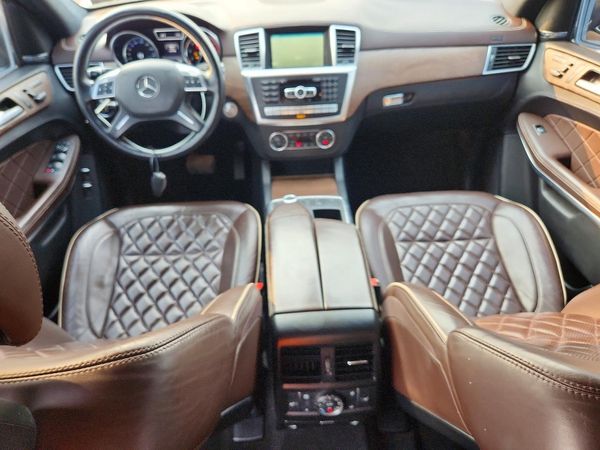 2014 MERCEDES-BENZ GL GL 550 4MATIC