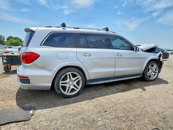 2014 MERCEDES-BENZ GL GL 550 4MATIC