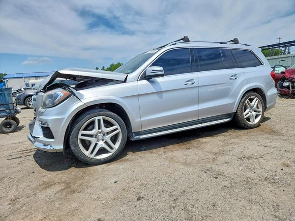 2014 MERCEDES-BENZ GL GL 550 4MATIC