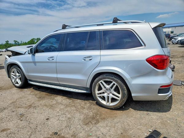 2014 MERCEDES-BENZ GL GL 550 4MATIC