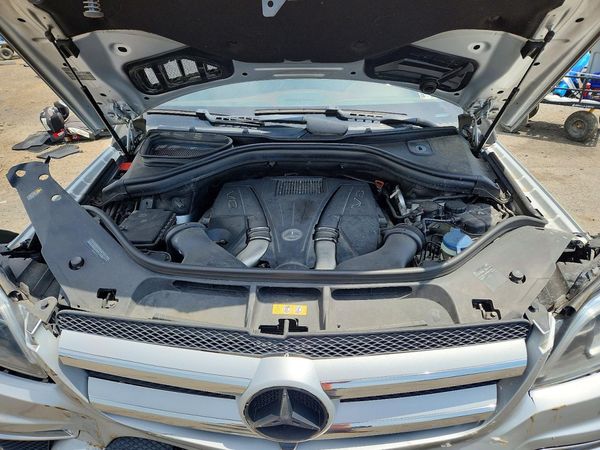 2014 MERCEDES-BENZ GL GL 550 4MATIC