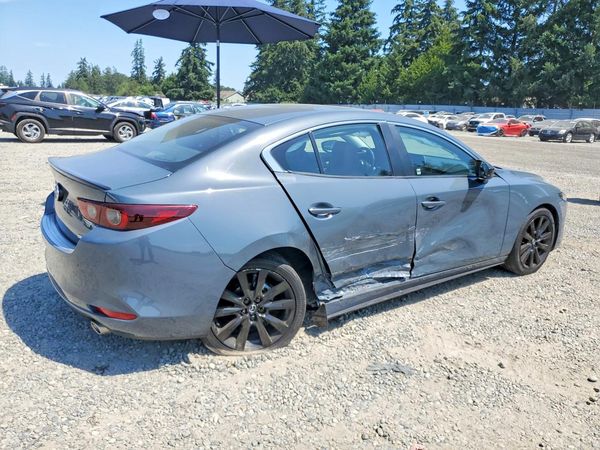 2023 MAZDA 3 Preferred Package