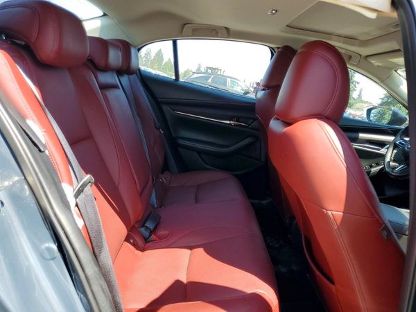 2023 MAZDA 3 Preferred Package