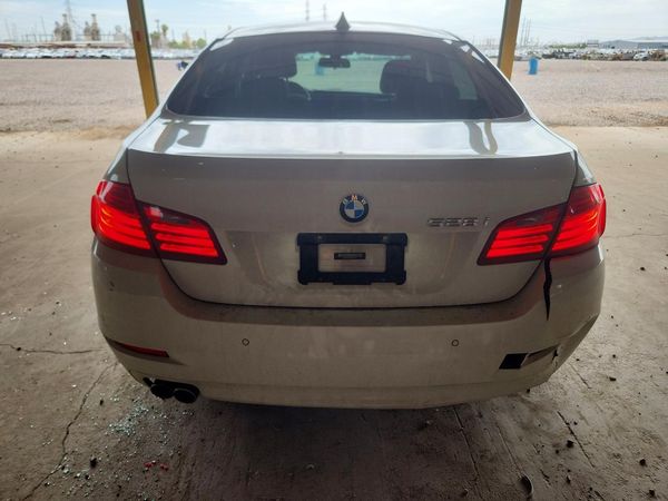 2016 BMW 528