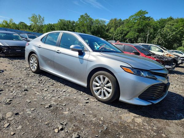 2020 TOYOTA CAMRY